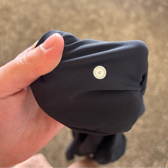 Lululemon Metropolis Maven High Rise Crop cargo pants - Picture 5 of 5